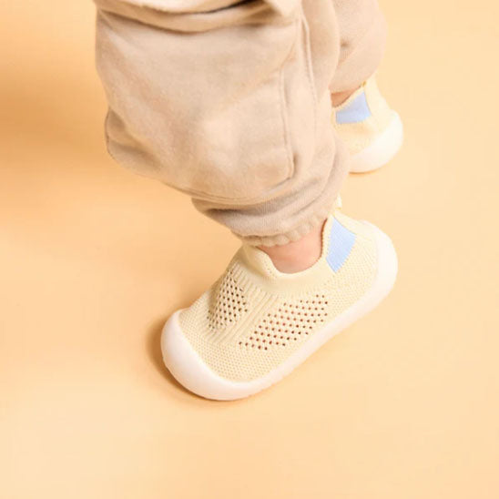 chaussures bebe Lyo jaunes
