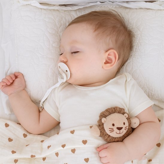 Attache tetine | lion pour sécuriser bébé qui dort