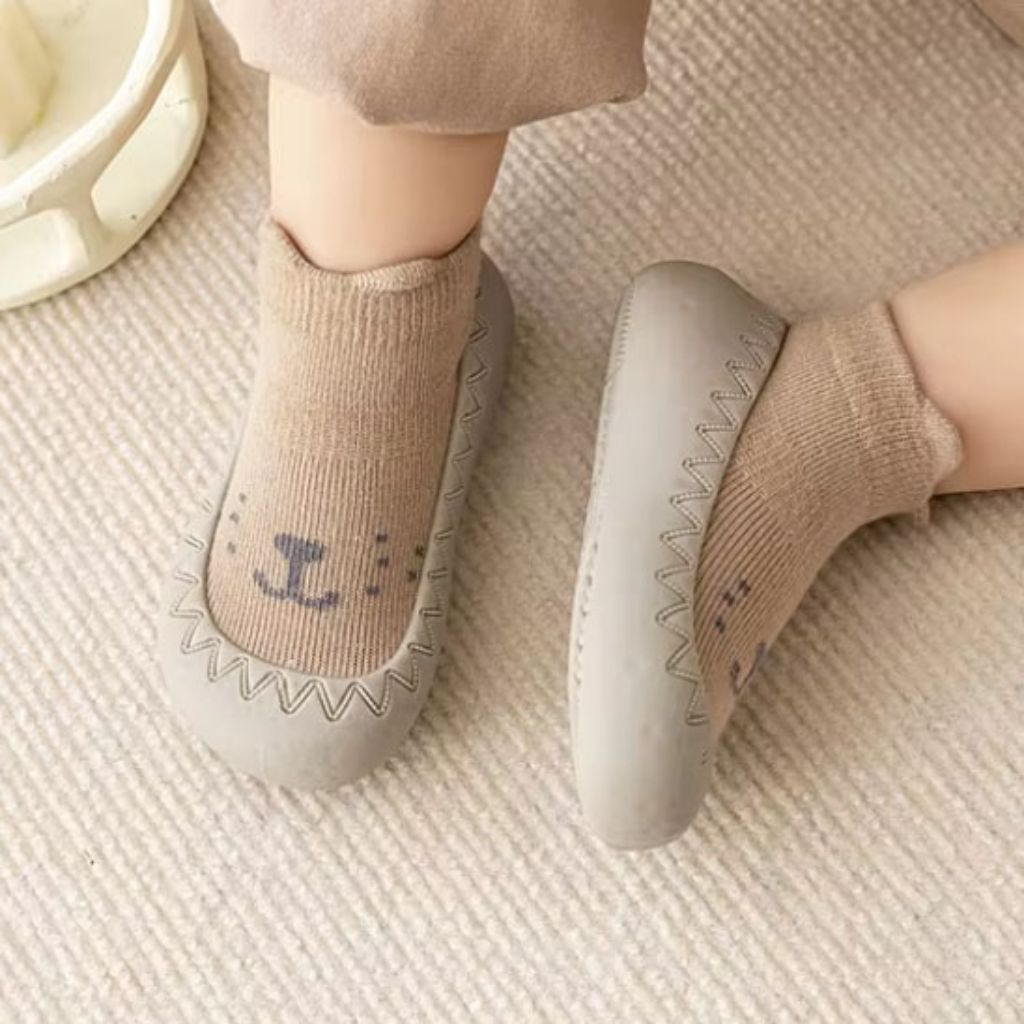 chaussure bebe garcon Pio marron antidérapante
