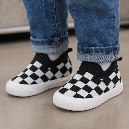 chaussure bebe Piko carreaux noirs extensible