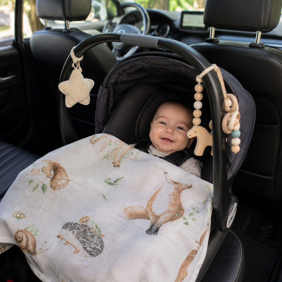 couverture bebe Petit Bambou imprimés animaux en voiture