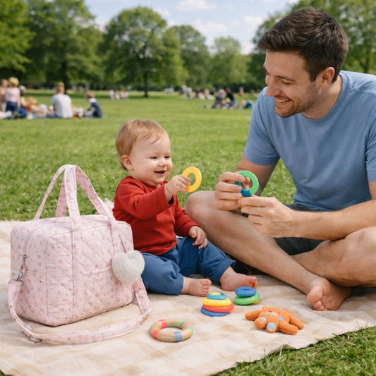 Mini sac a langer | jouer dehors avec papa
