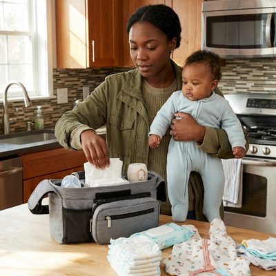 Un sac à langer bébé compact mais qui contient c'est génial