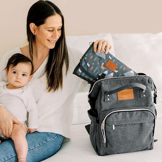 Sac a dos a  langer et matelas portable et lavable pour langer bébé