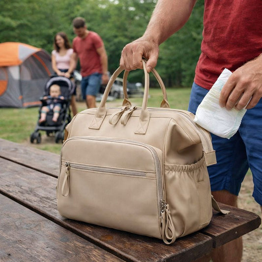 Apporter notre sac a dos a langer bebe en camping pour tous les essentiels de bebe