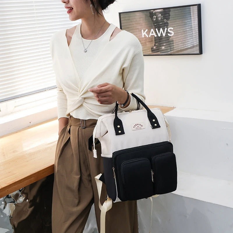 Un sac a dos a langer noir et blanc pour un style élégant mais pratique