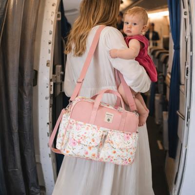 Notre sac de maternite fait un très bon sac de cabine en avion