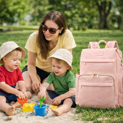 Un sac a dos pour bebe pratique pour toutes sorties 