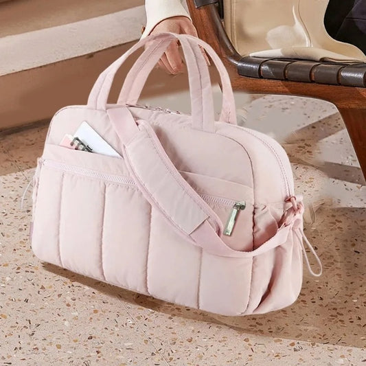 Voyager est facile avec le sac à langer